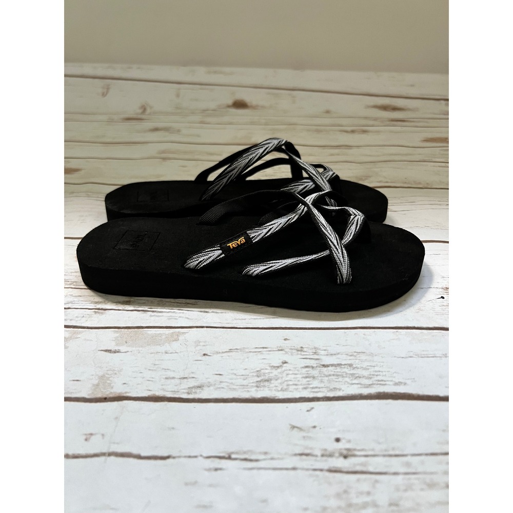 Teva Olowahu Sandals Black Multi-Strap Mush Foam Flip Flops Women 8